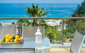 Inroy Sea View Apartments